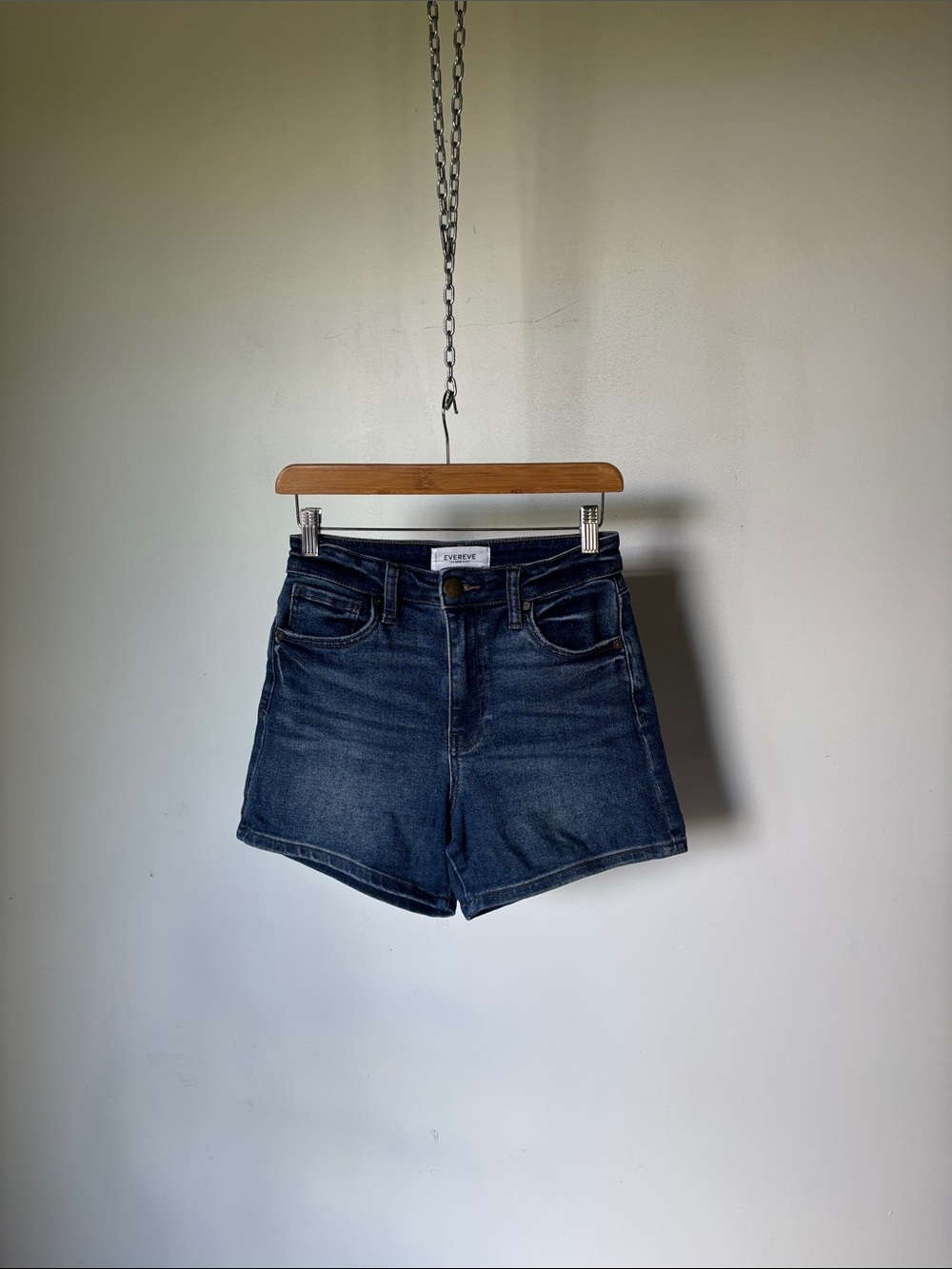Evereve Dark Blue Denim High-Rise Jean Shorts 7”